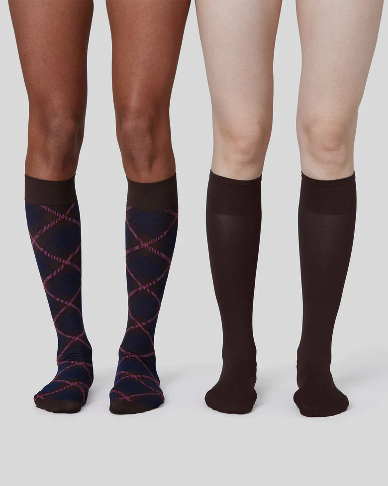 2-pack Franka Check & Solid Knee Highs - Dark Brown - Image 2