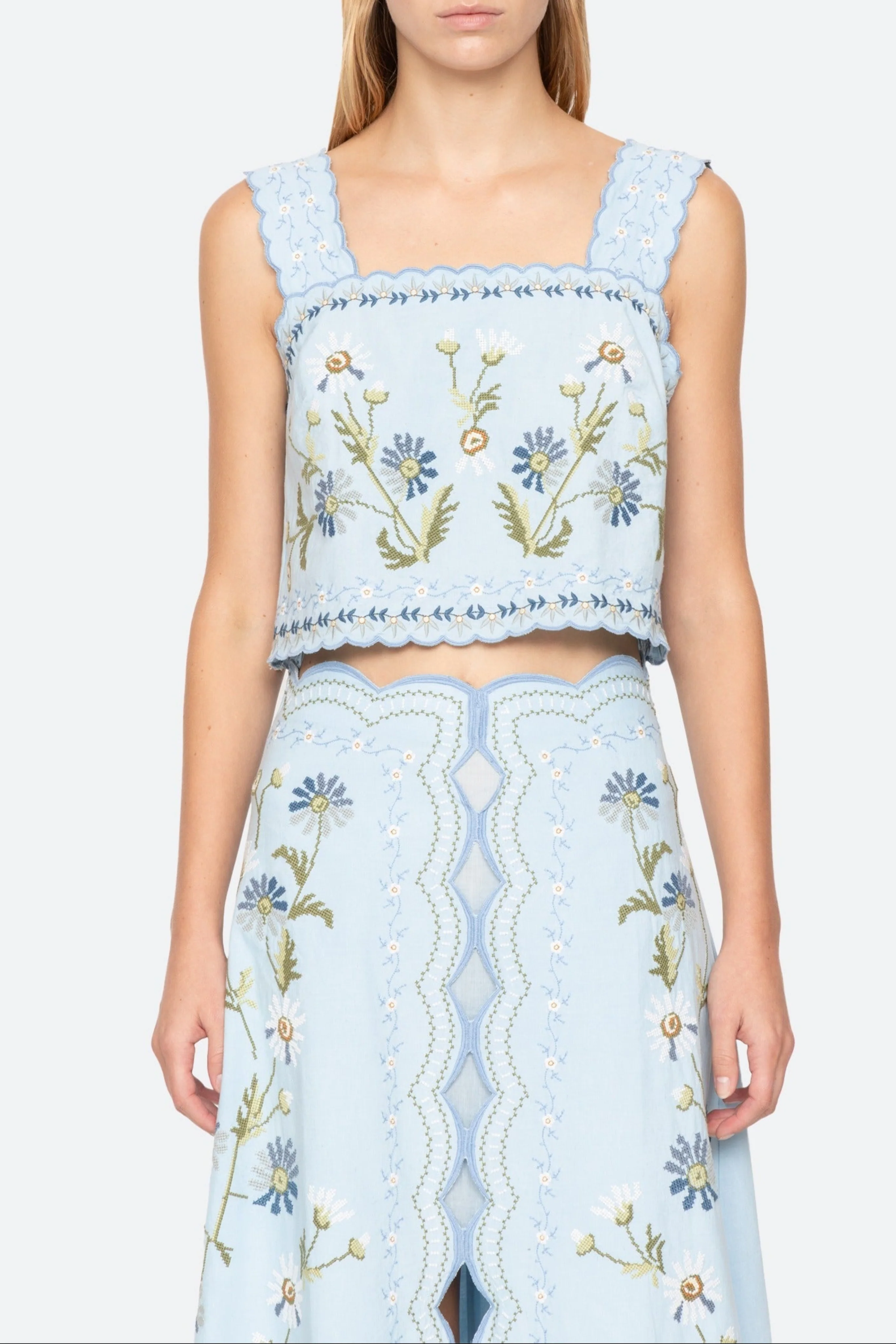 Audra Embroidery Tank Top - Image 4