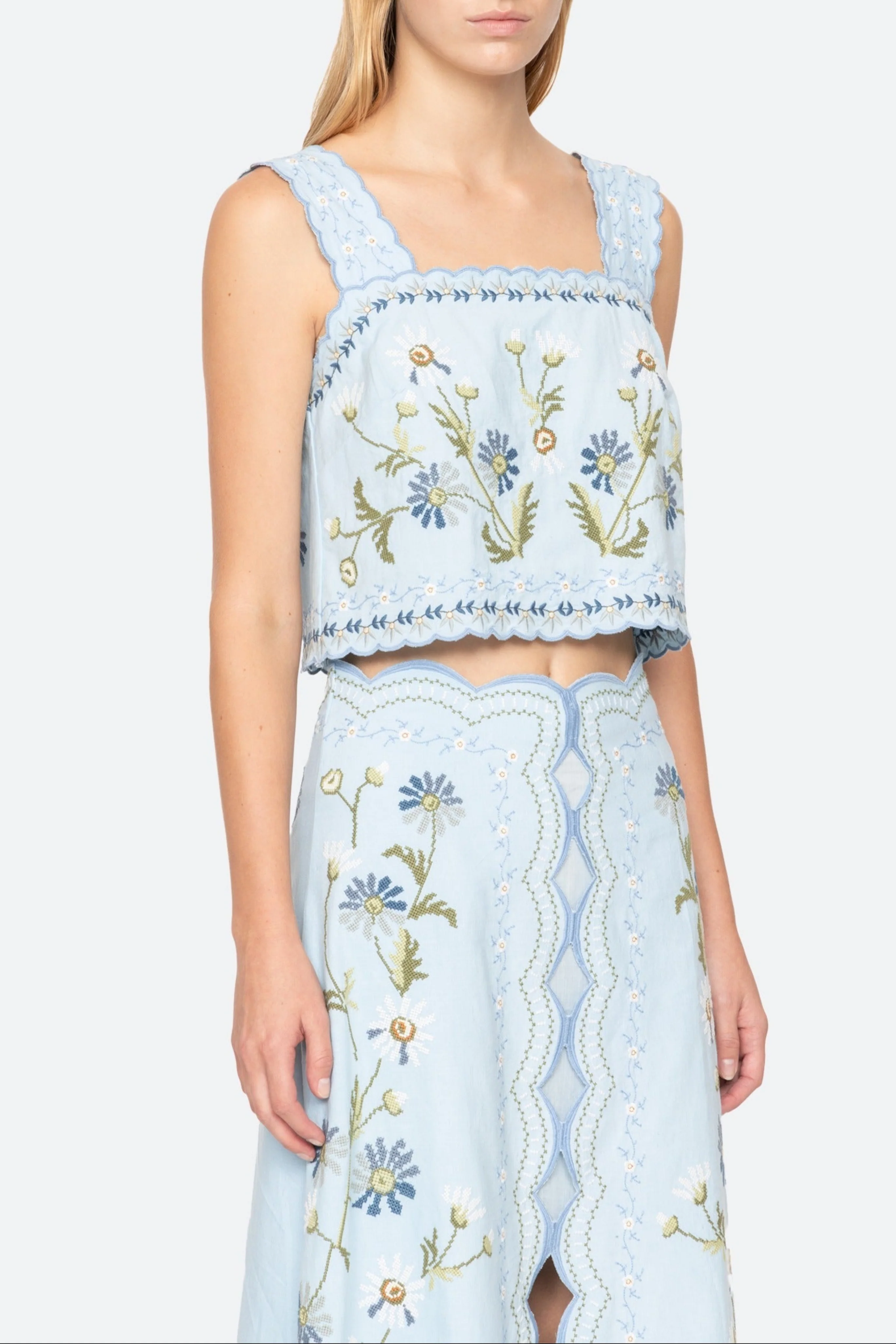 Audra Embroidery Tank Top - Image 7