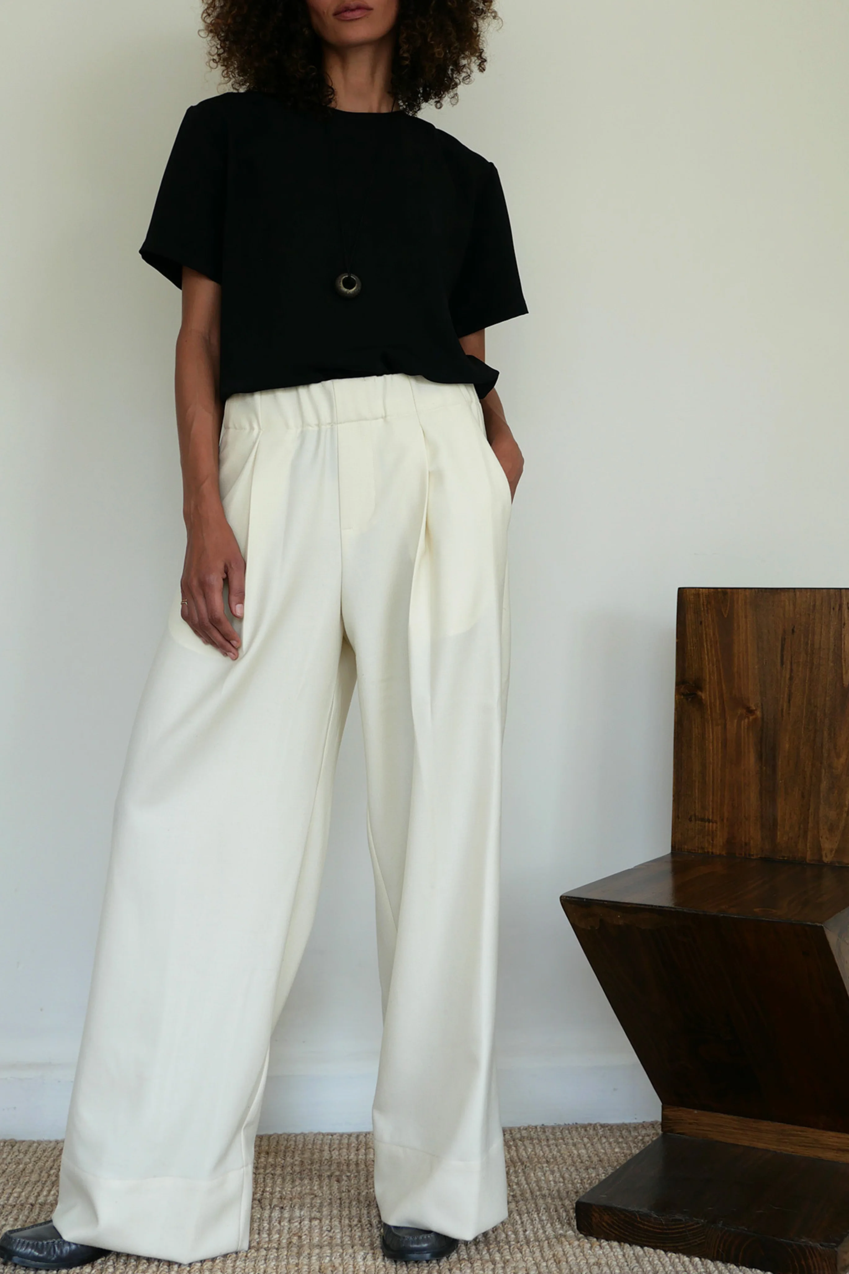 Crepe T-Shirt in Black - Image 3
