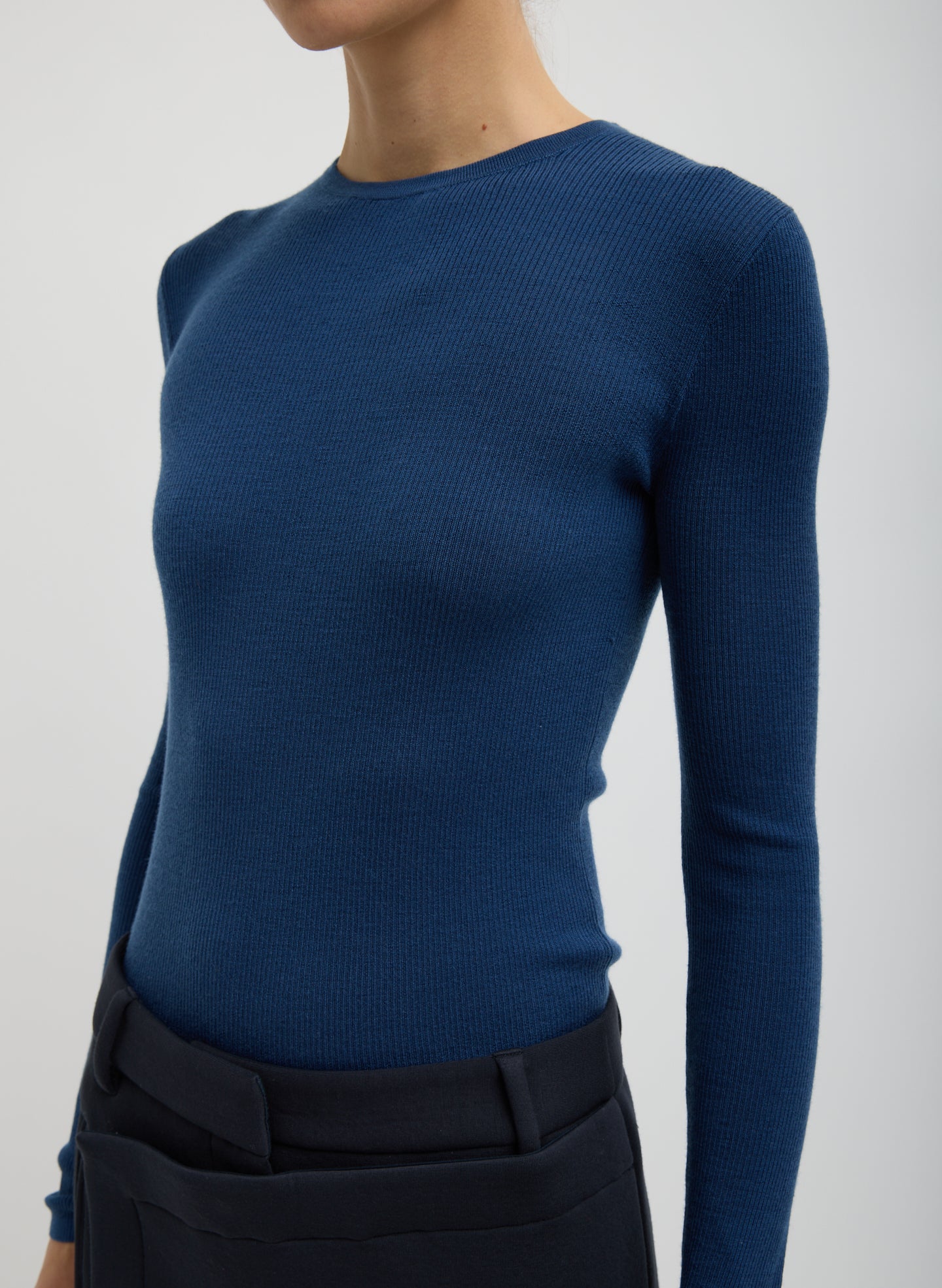 Feather Weight Ribbed Sweater Crewneck Pullover - Blue - Image 2
