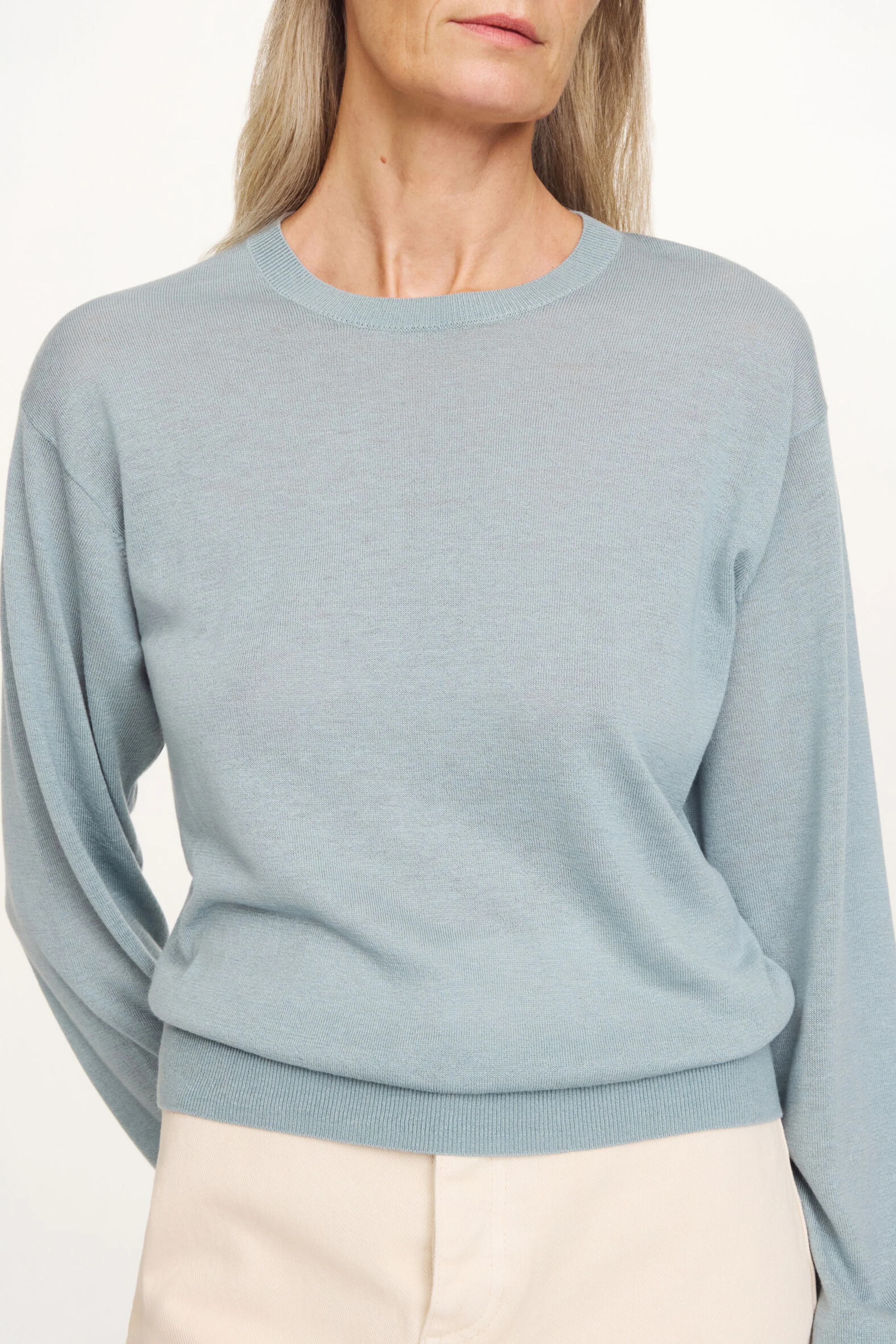 Mantea Sweater - Image 2