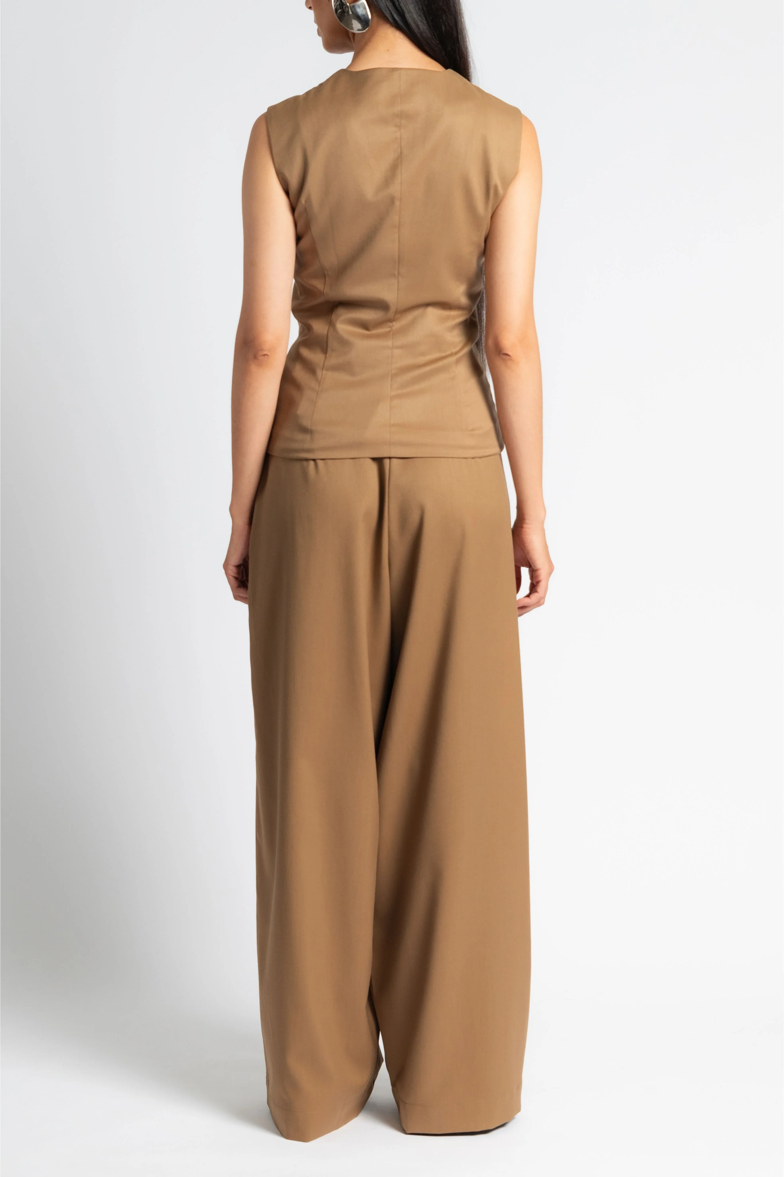 Sculpted Vest - Image 4