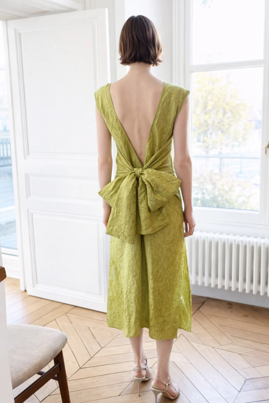 Silk Big Bow Shift Dress - Image 7