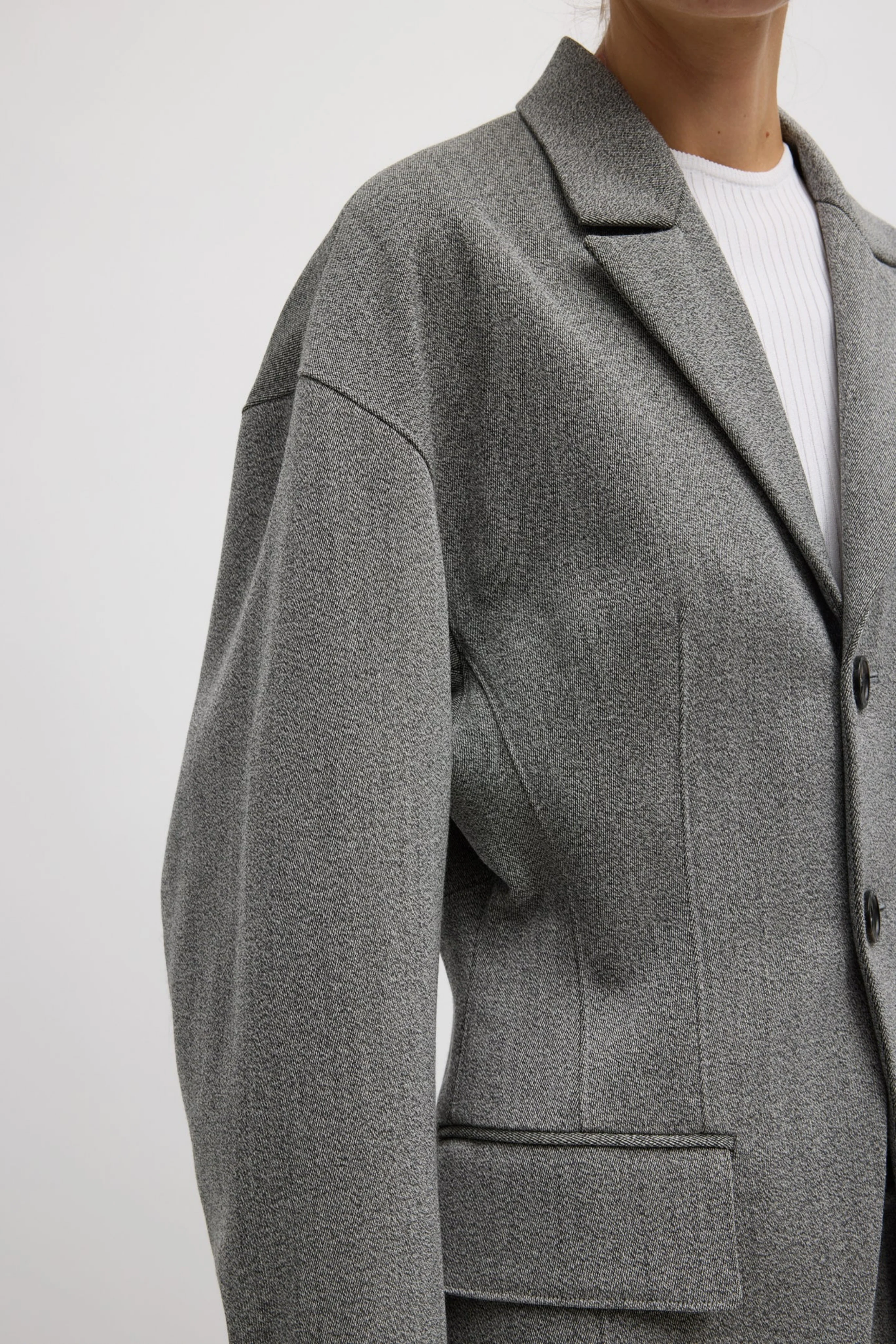 Structured Wool Sculpted Blazer - Image 10